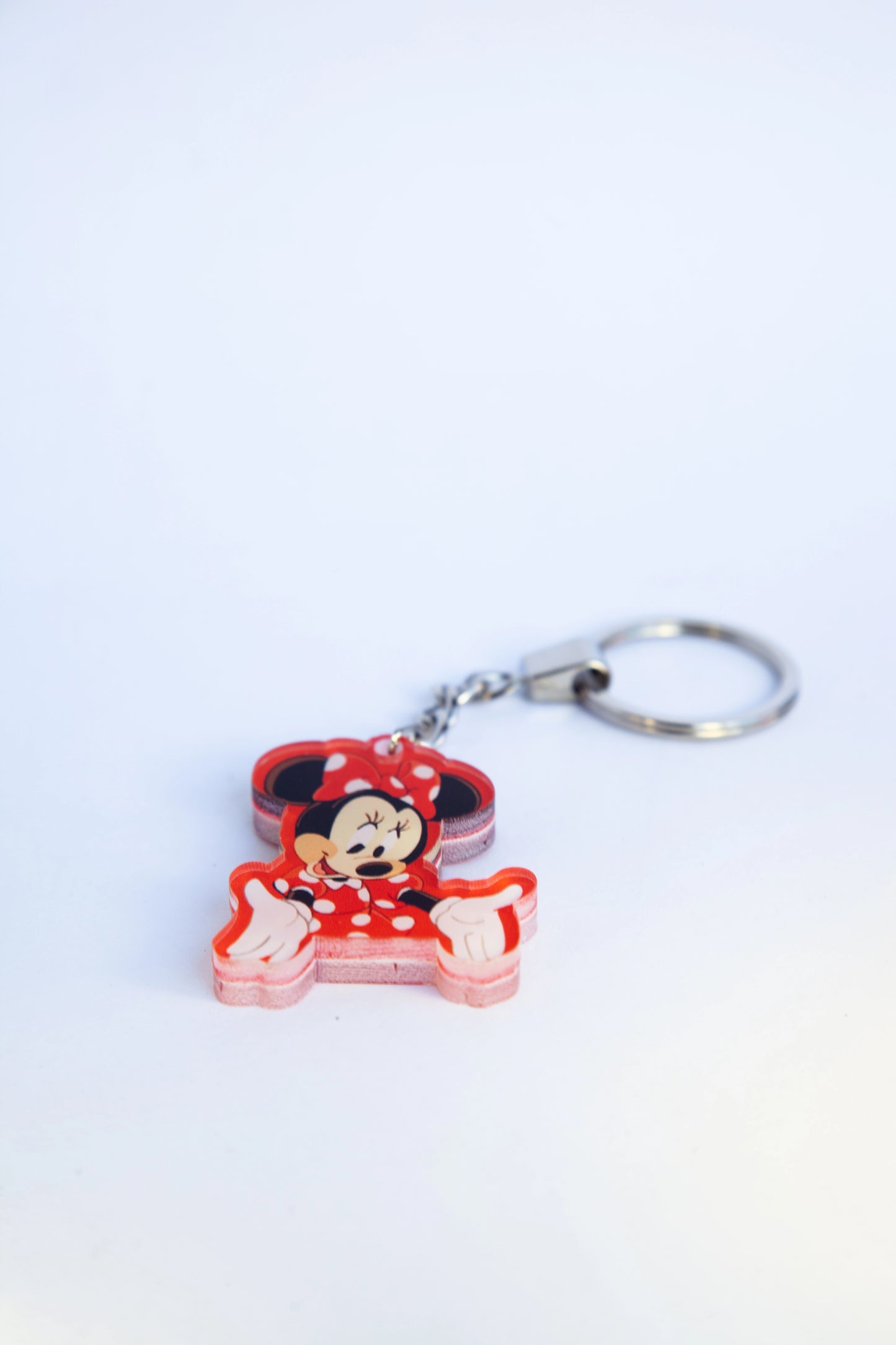 MINNIE MOUSE ACRYLIC KEYCHAINS