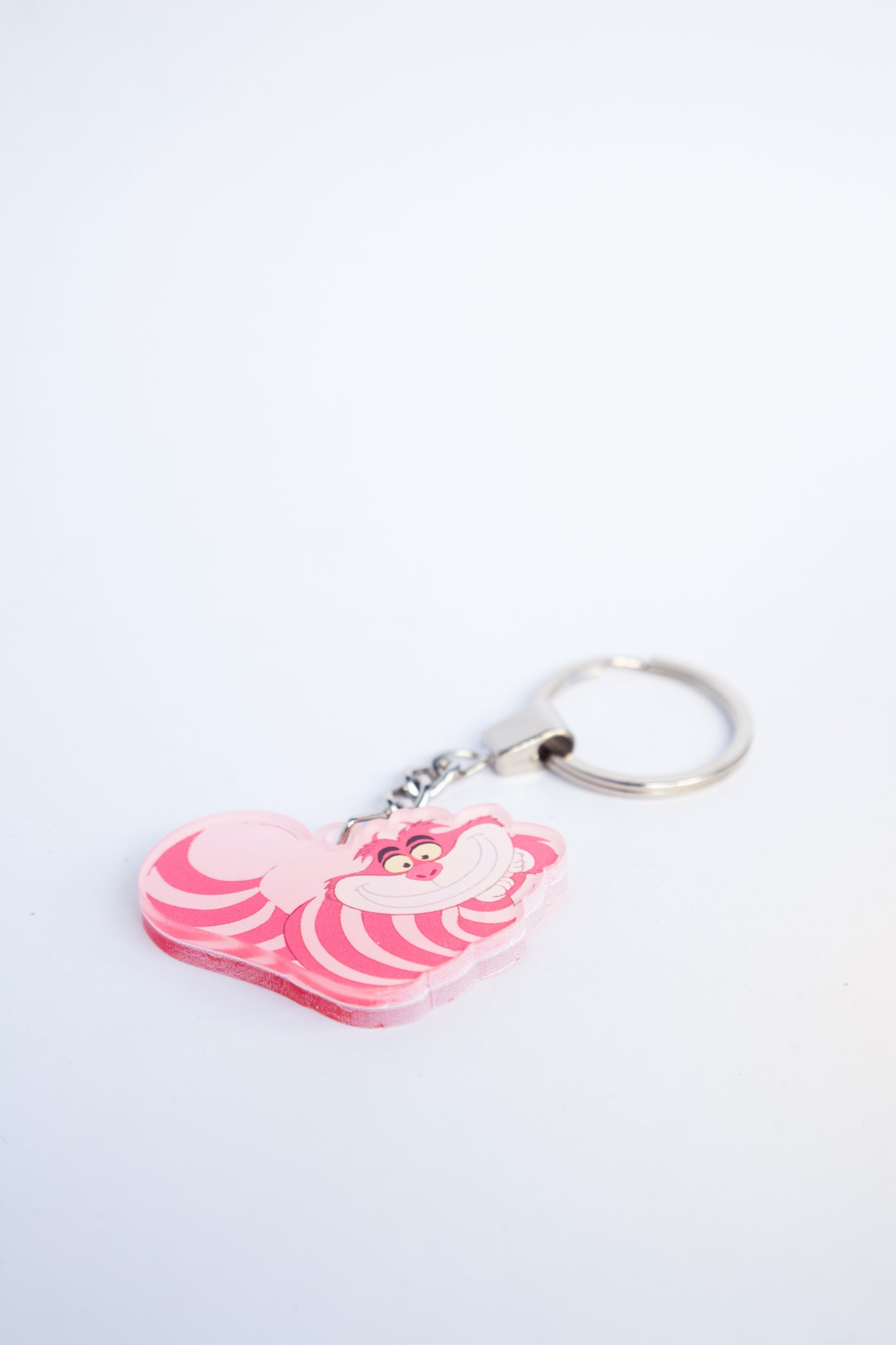 CHESHIRE CAT ACRYLIC KEYCHAINS