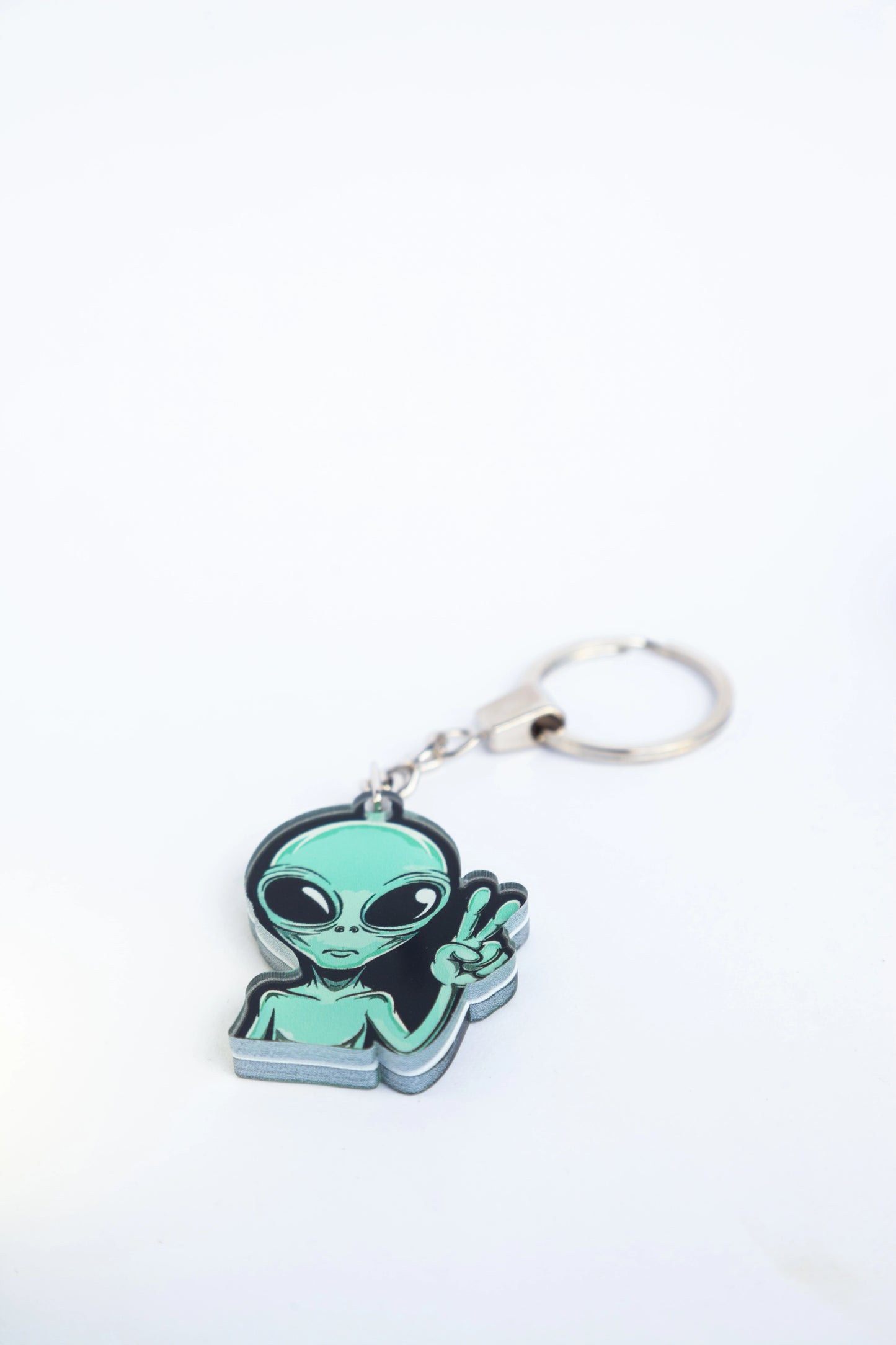 PEACE ALIEN ACRYLIC KEYCHAINS