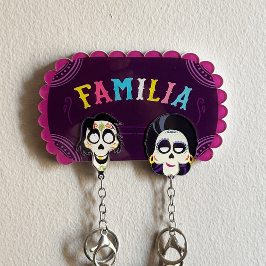 FAMILIA KEY HOLDER